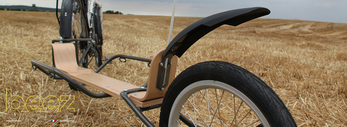 Remorque vélo mono-roue avec grand sac de transport